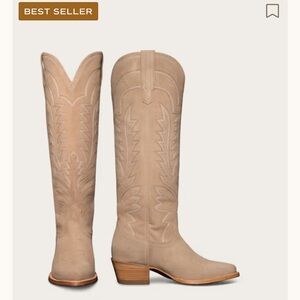 Tecovas Tan Heeled Boots with Pointed Toe and Decorative Stitching